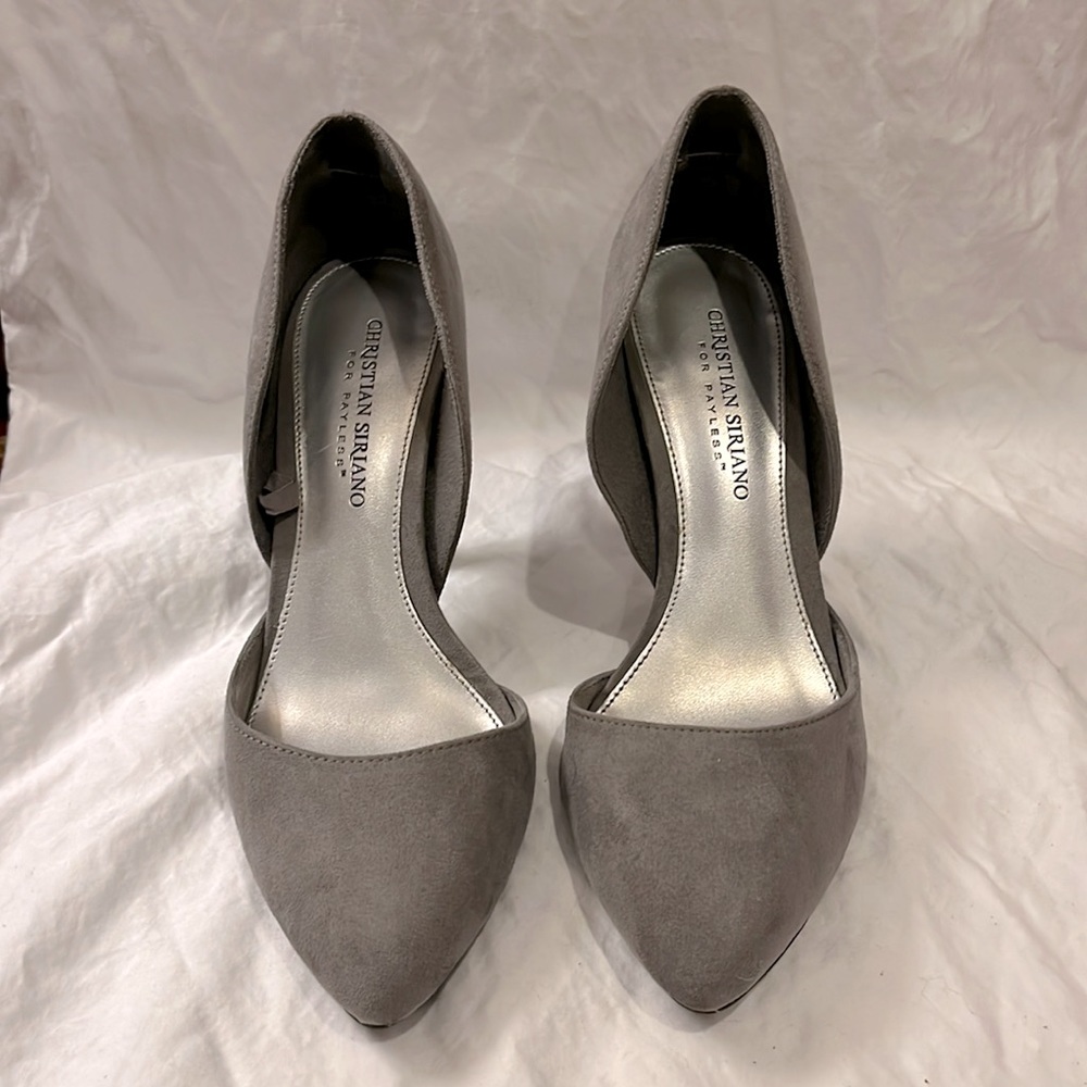 Cute Gray pumps